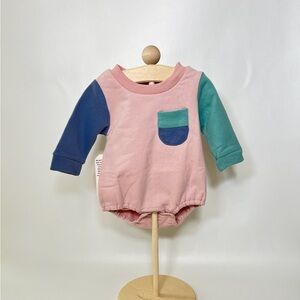 NWOT Pink Colorblock Bubble for girls